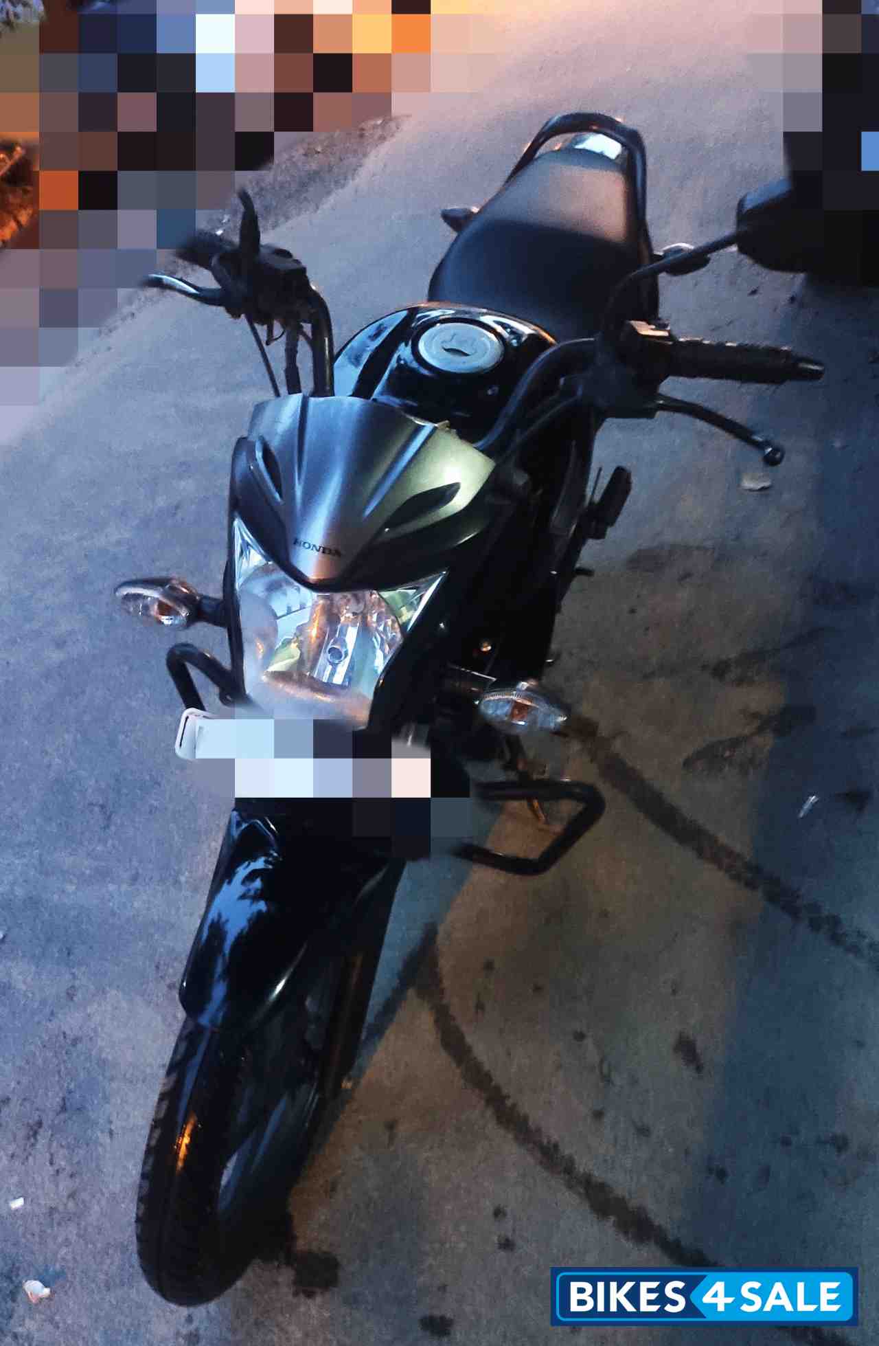 Black Honda CB Trigger