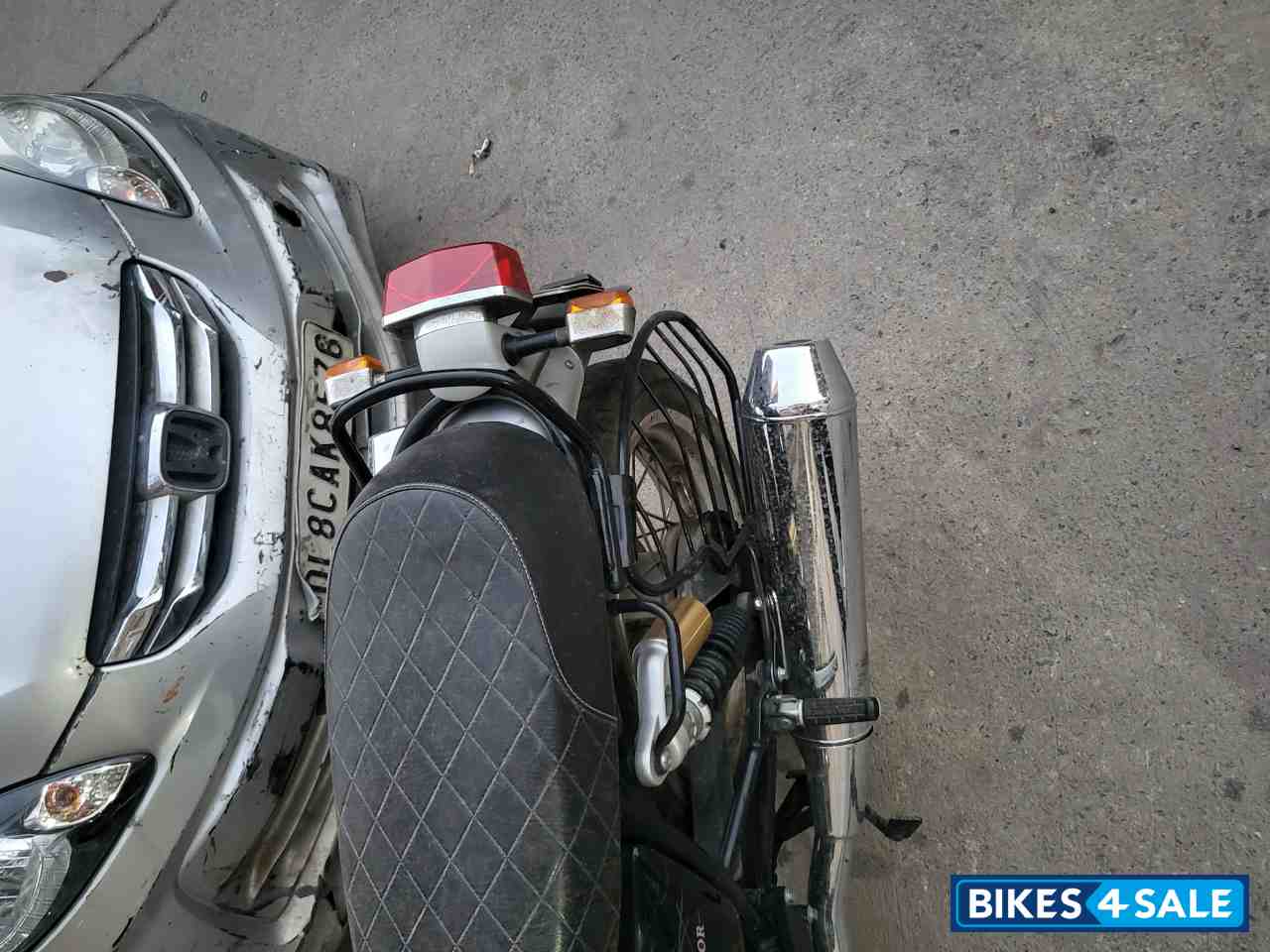 Black Royal Enfield Interceptor 650 Twin