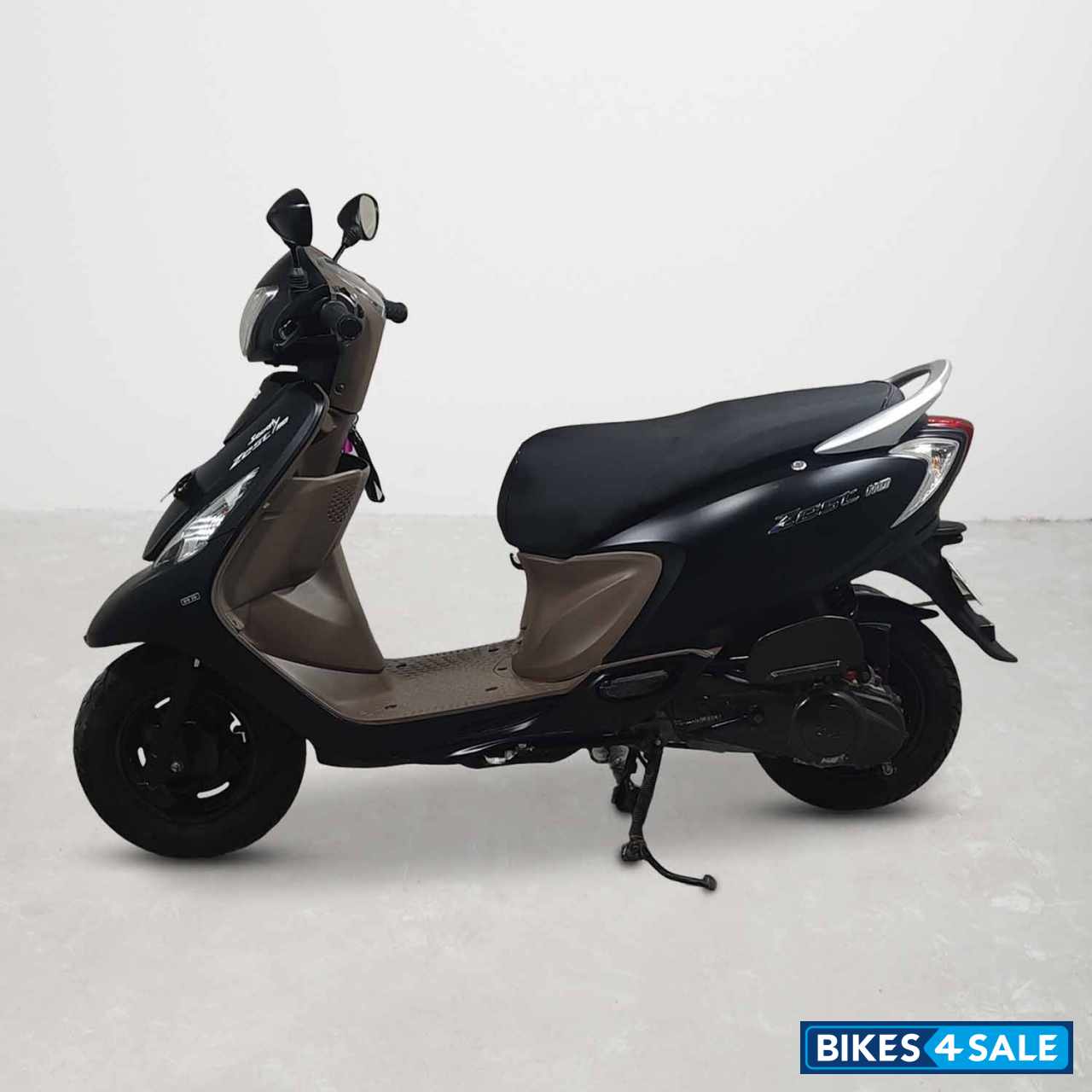 TVS Scooty Zest 110 BS6