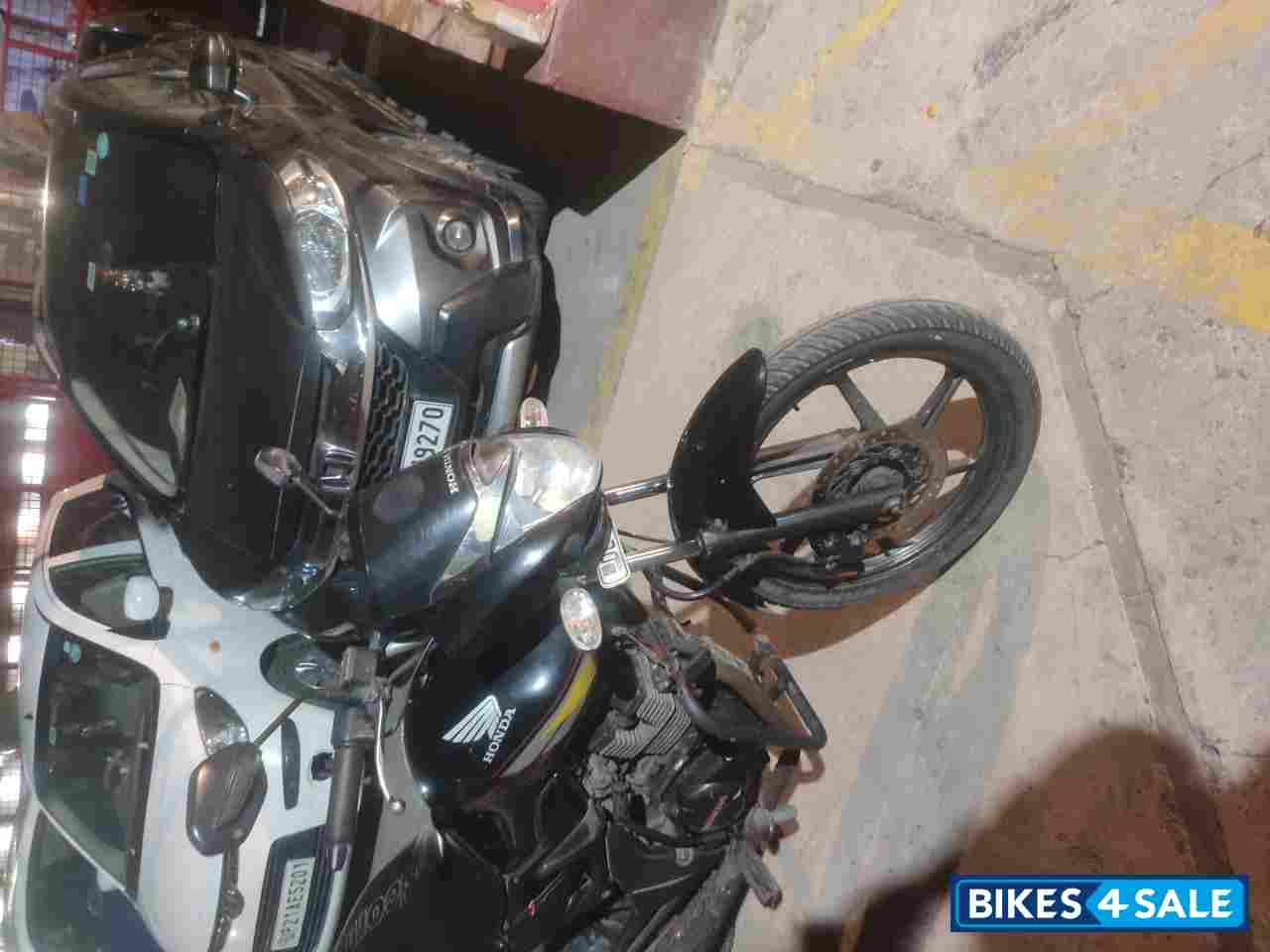 Black Honda CB Unicorn