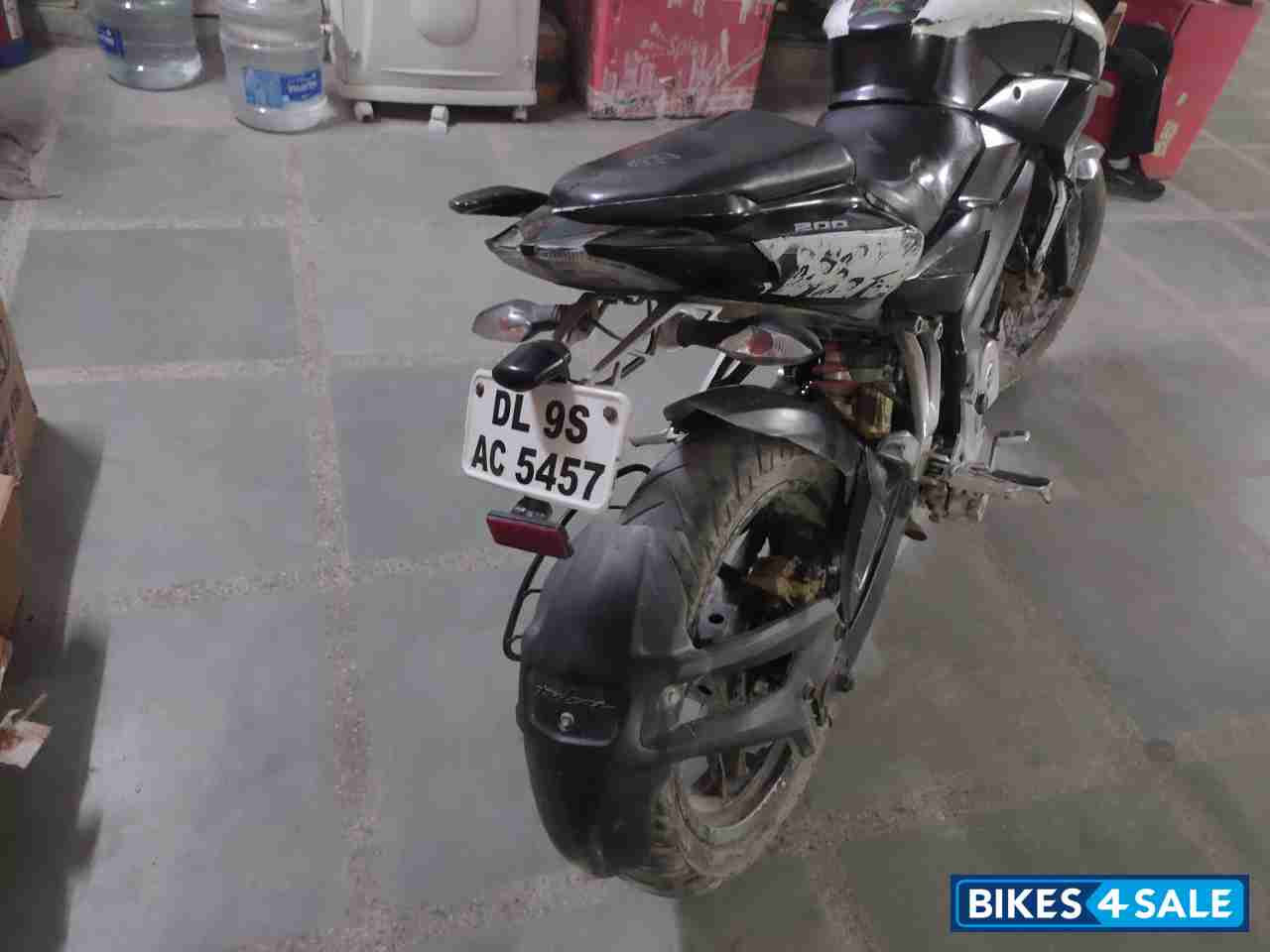 Bajaj Pulsar 200 NS