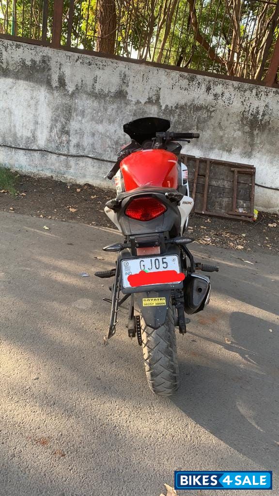 Red & White Honda CBR 150R
