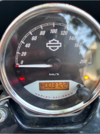 Black Harley Davidson Street 750