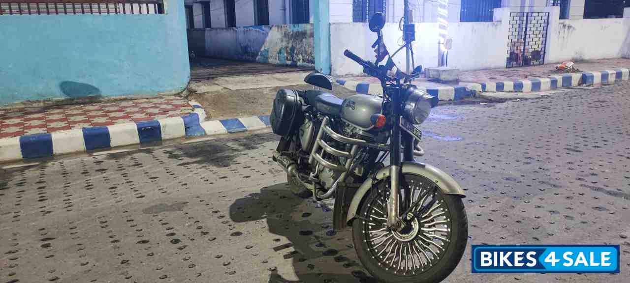 Royal Enfield  Gun Metal Grey