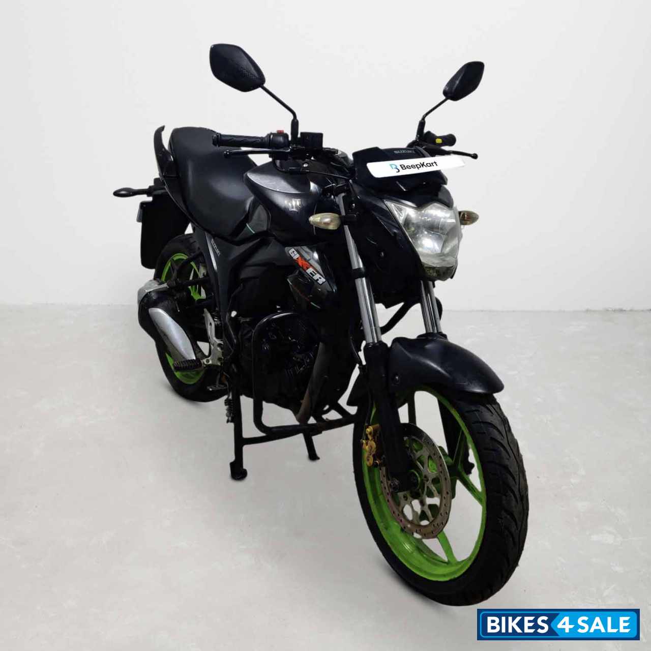 Suzuki Gixxer SF