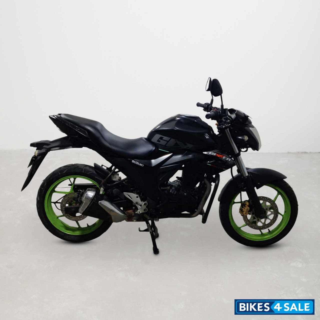 Suzuki Gixxer SF
