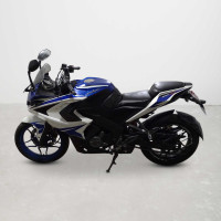 Bajaj Pulsar RS 200