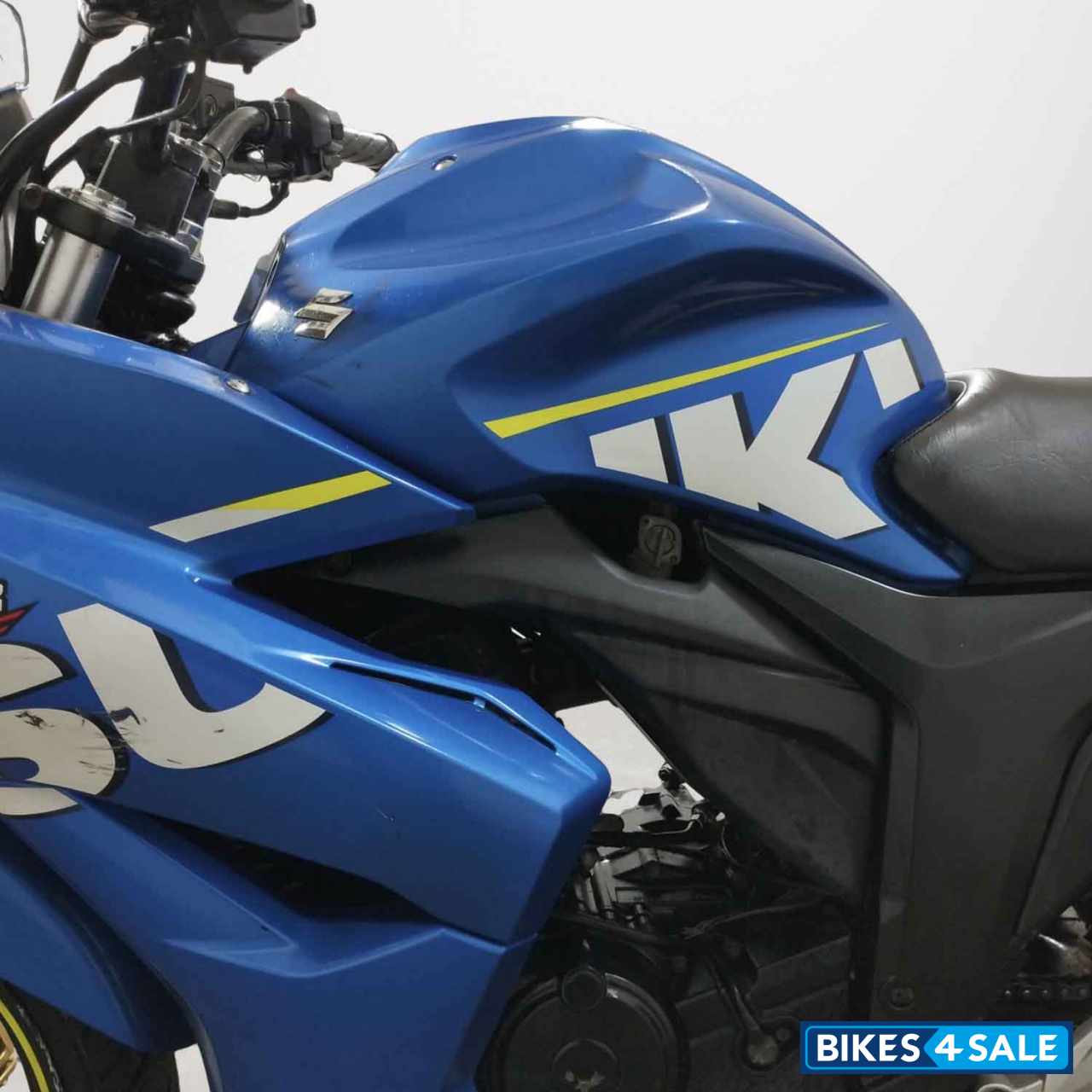 Suzuki Gixxer SF