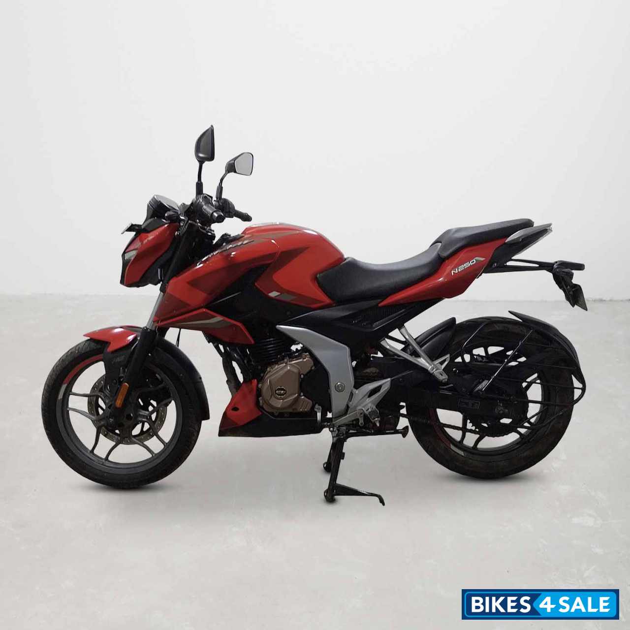 Bajaj Pulsar N250