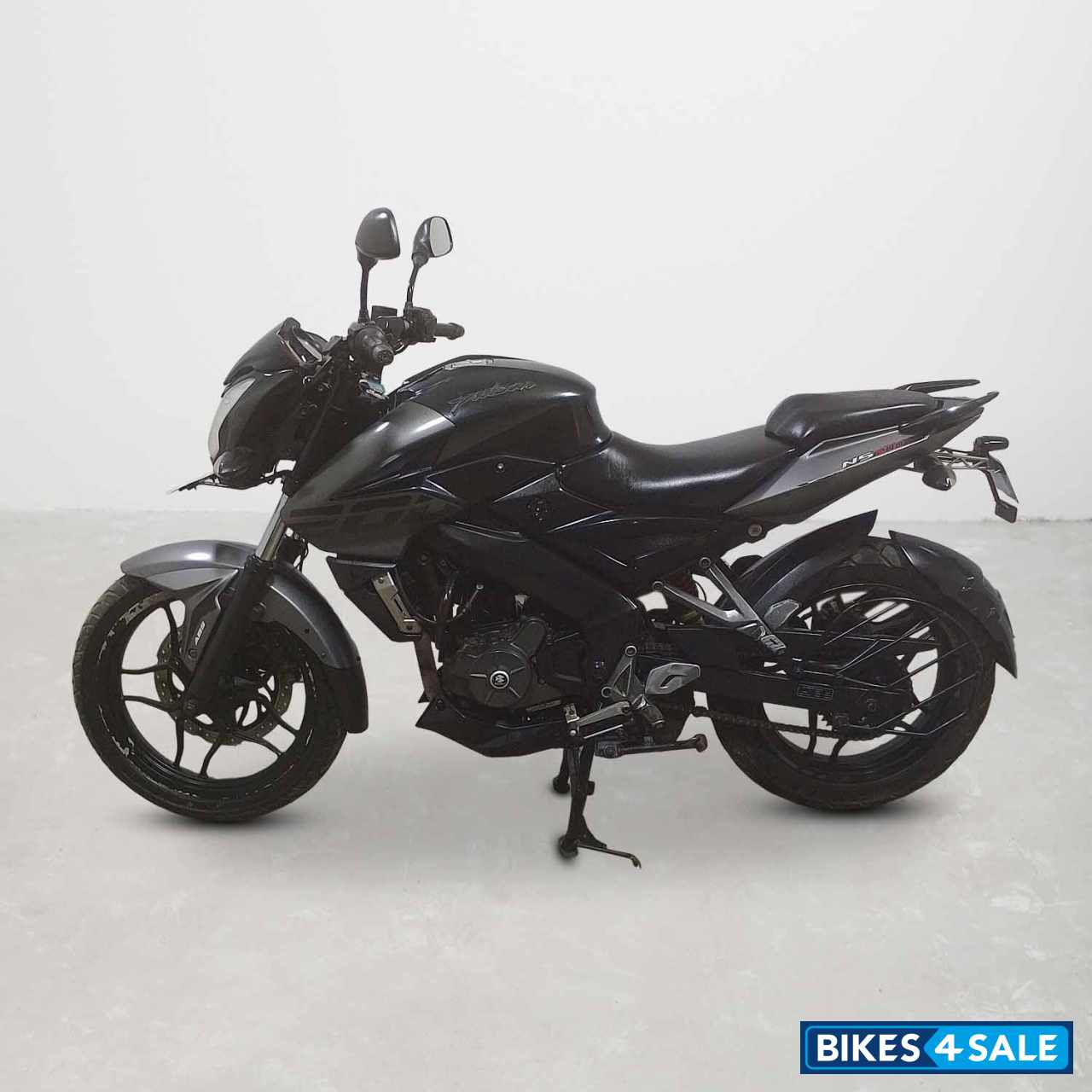 Bajaj Pulsar NS200