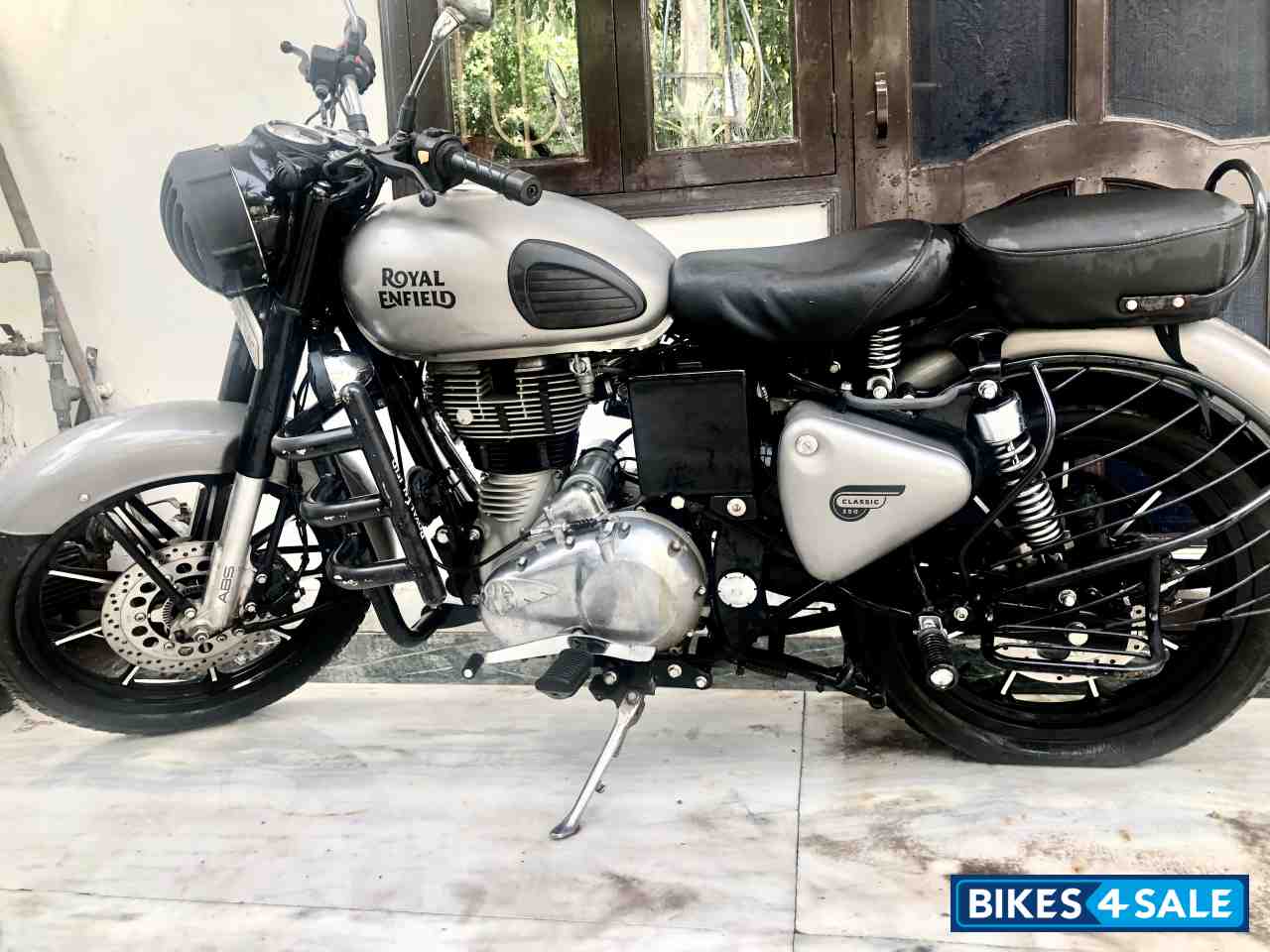 Royal Enfield Classic Gunmetal Grey