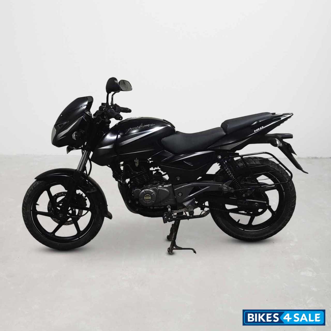 Bajaj Pulsar 180