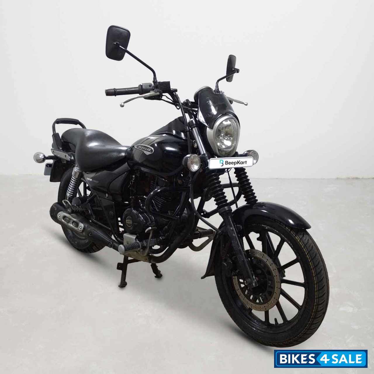 Bajaj Avenger Street 180