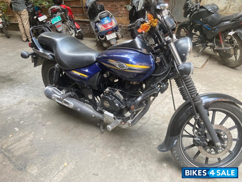 Blue Bajaj Avenger Street 160