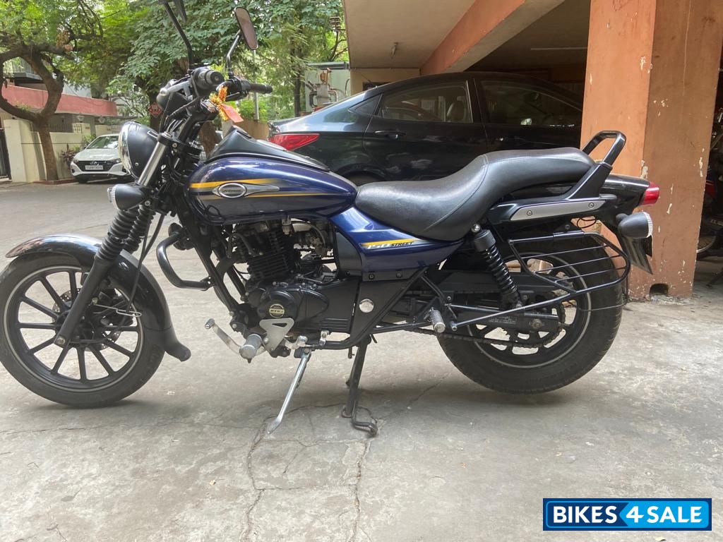 Blue Bajaj Avenger Street 160
