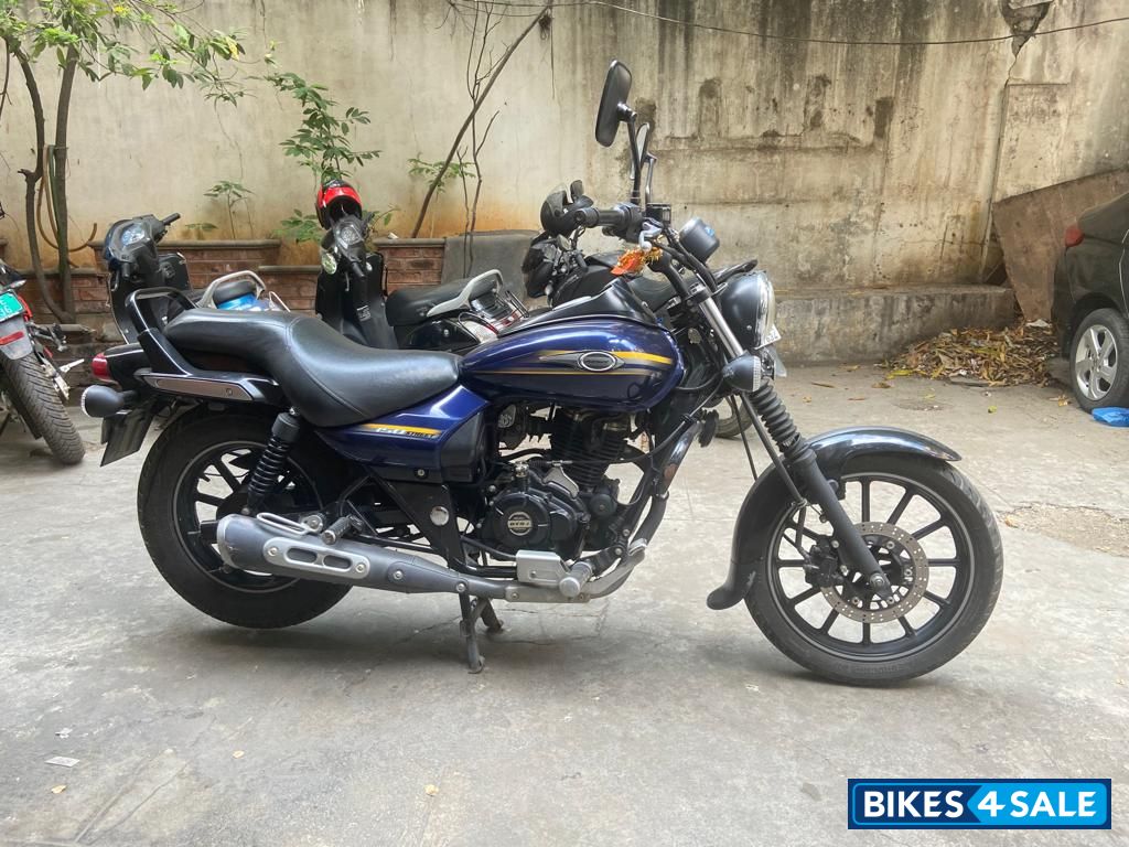 Blue Bajaj Avenger Street 160