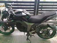 Black Suzuki Gixxer 150