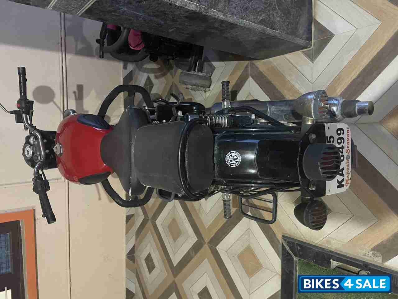 Royal Enfield Classic 350 Redditch Red