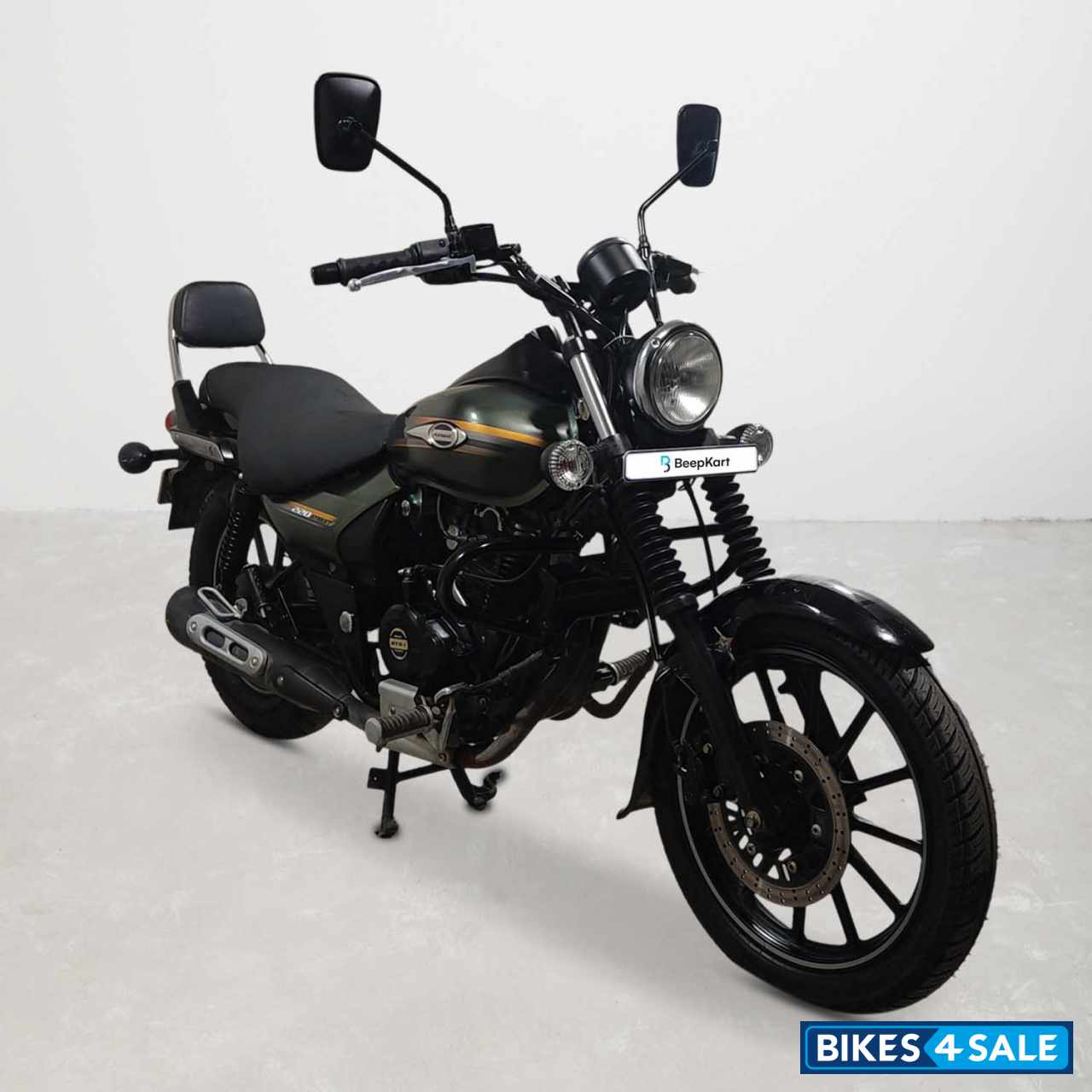 Bajaj Avenger Street 220