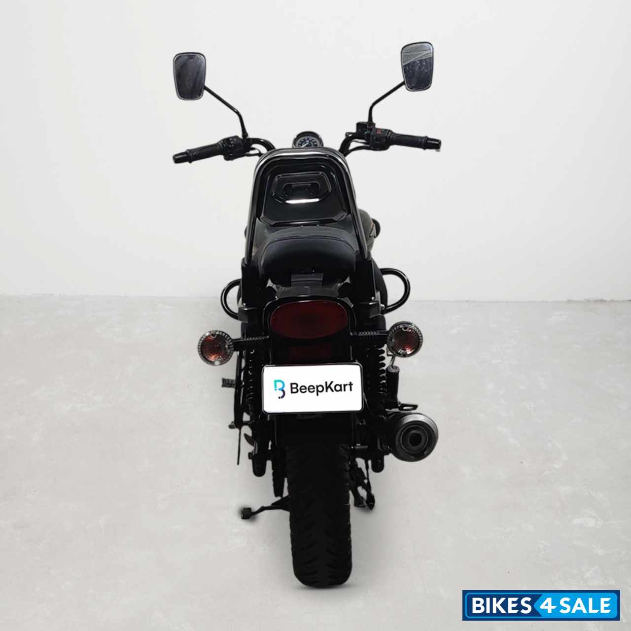Bajaj Avenger Street 220