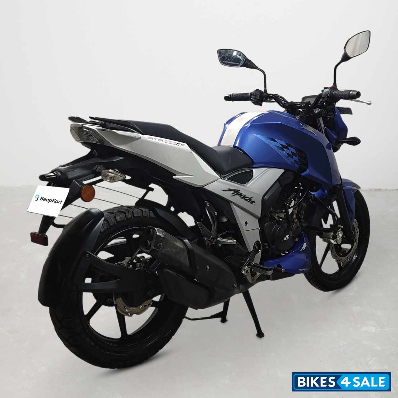 TVS Apache RTR 160 4V