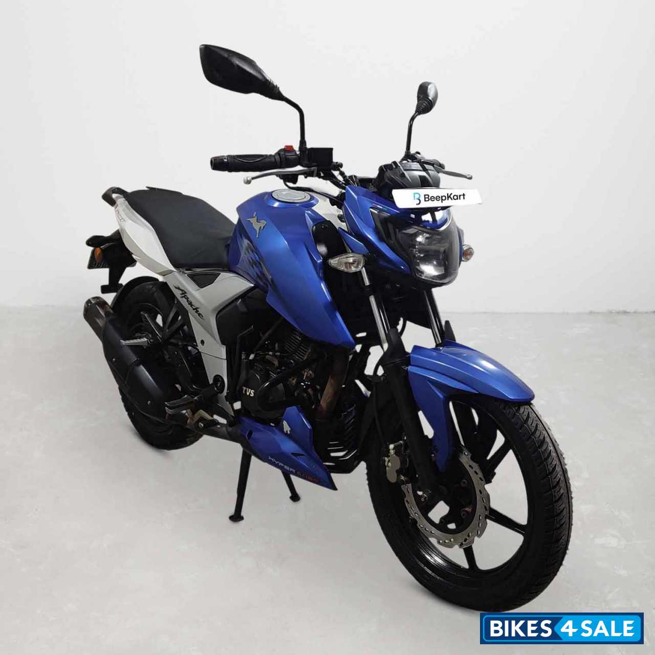 TVS Apache RTR 160 4V