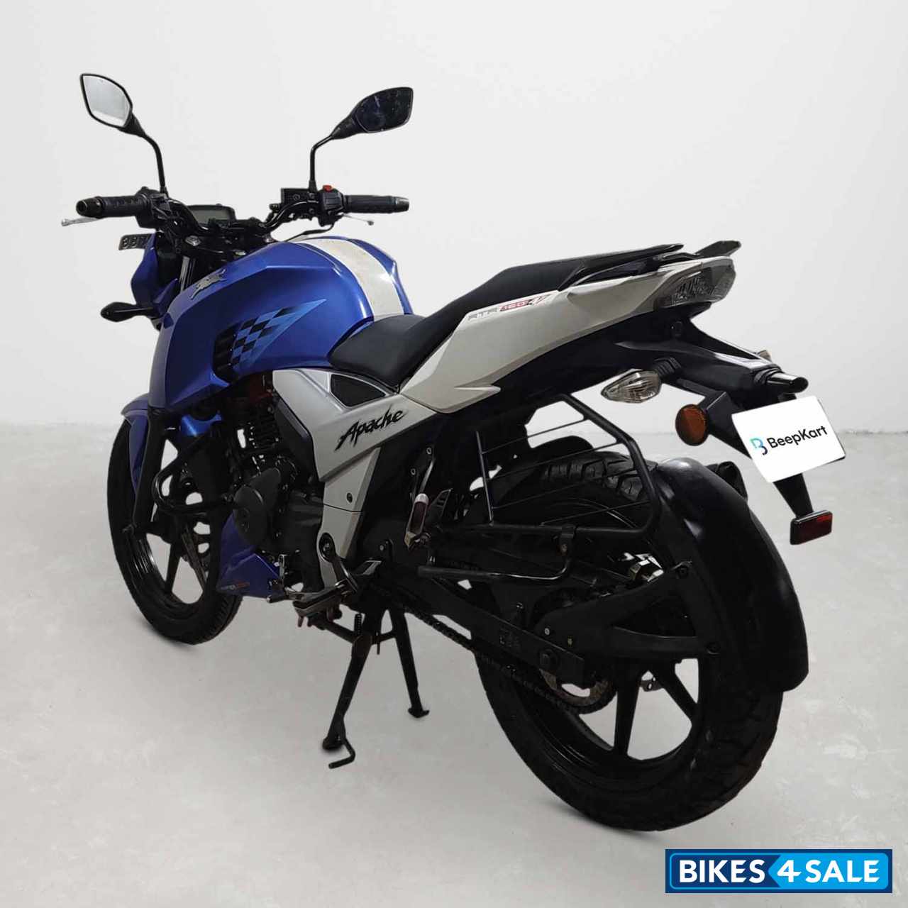 TVS Apache RTR 160 4V