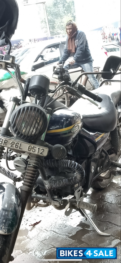 Bajaj Avenger Street 150