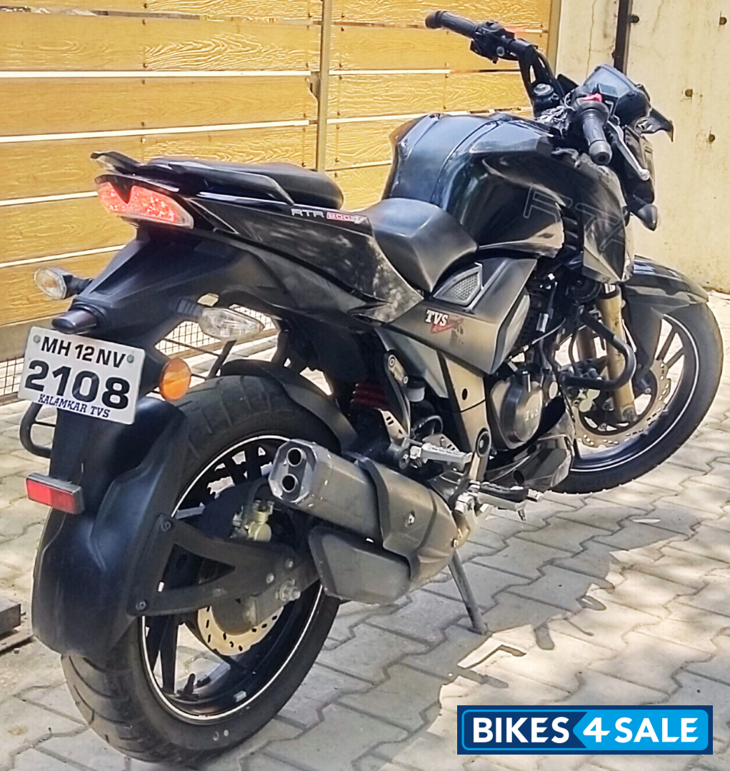 TVS Apache RTR 200 4V