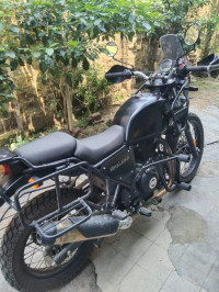 Black Royal Enfield Himalayan BS VI