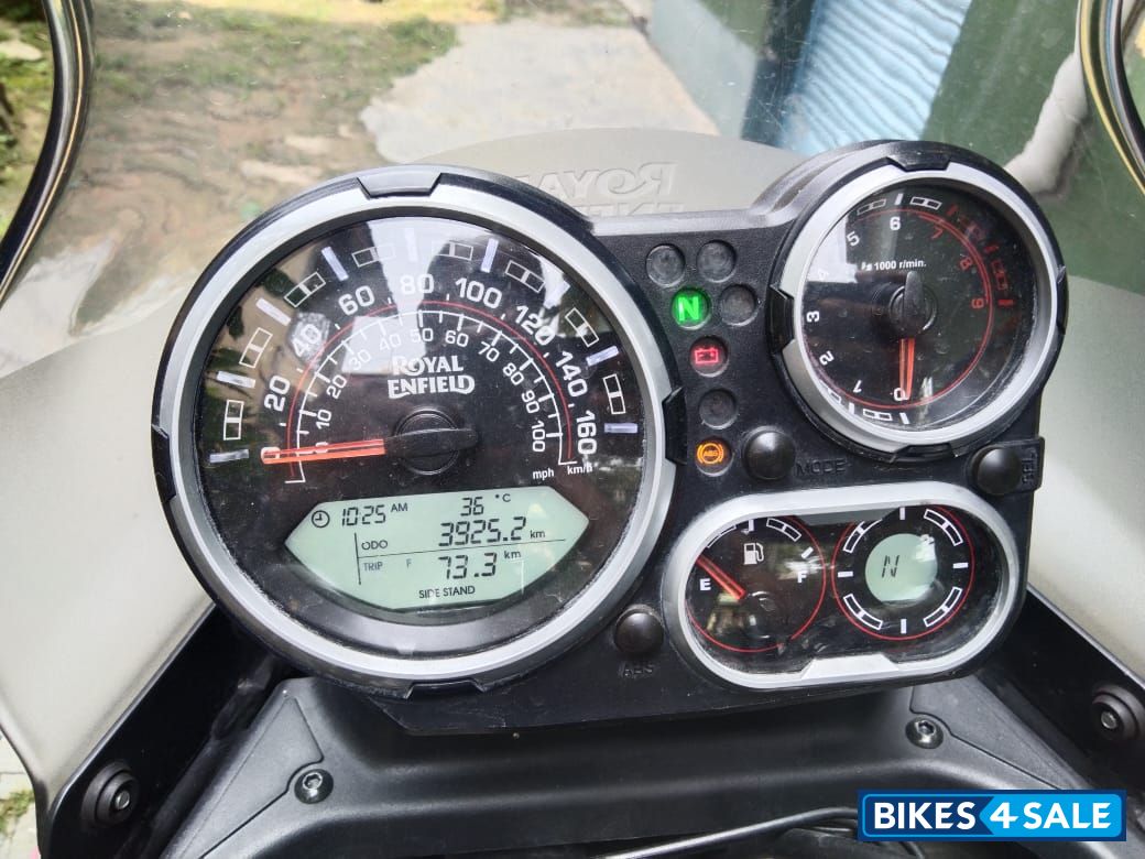 Black Royal Enfield Himalayan BS VI