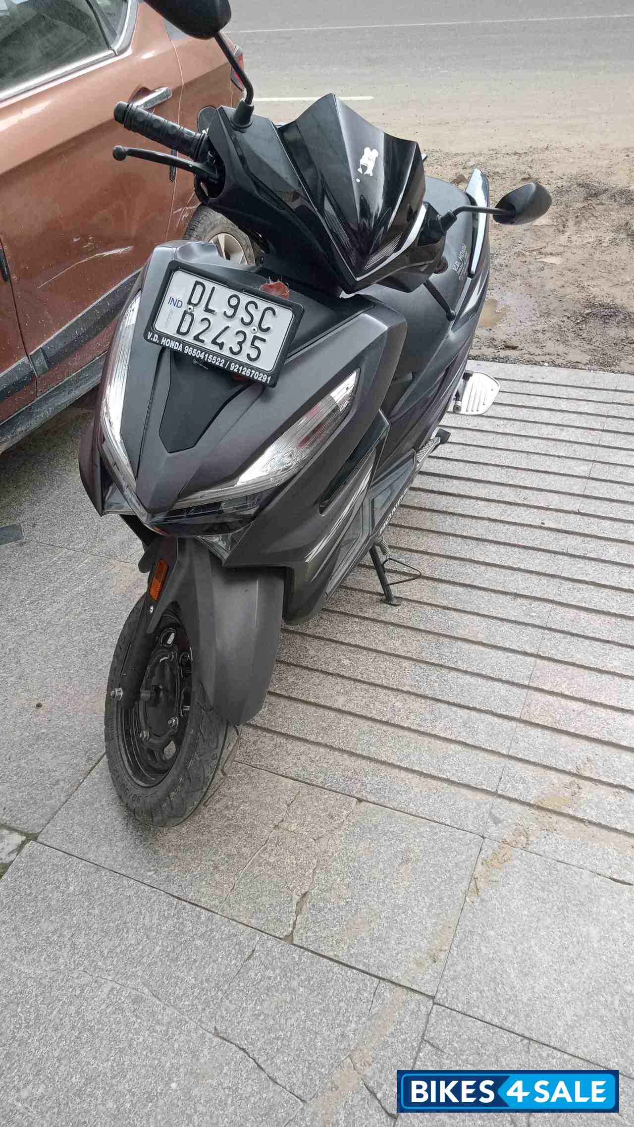 Dark Grey Honda Grazia 125 BS6