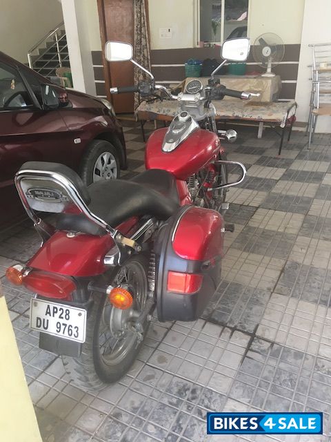 Bajaj Avenger 220 DTS-i