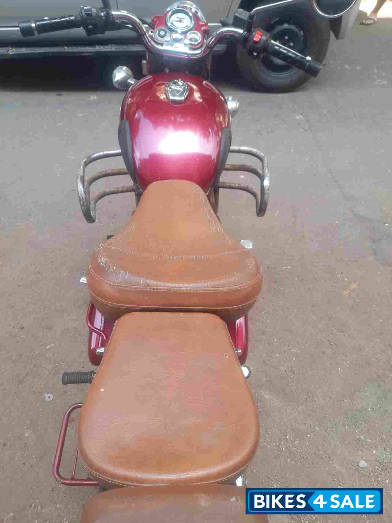 Royal Enfield Classic 500