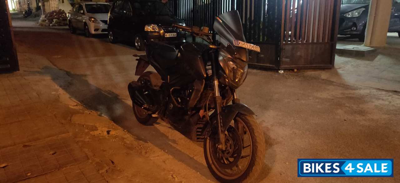 Matte Black Bajaj Dominar 400 ABS BS6
