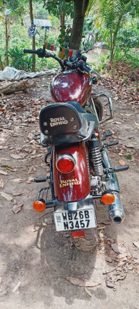 Steller Red Royal Enfield Meteor 350 Stellar