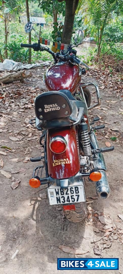 Steller Red Royal Enfield Meteor 350 Stellar