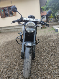 Silver Husqvarna Vitpilen 250