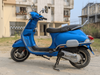 Matte Blue Vespa SXL 125 BS6