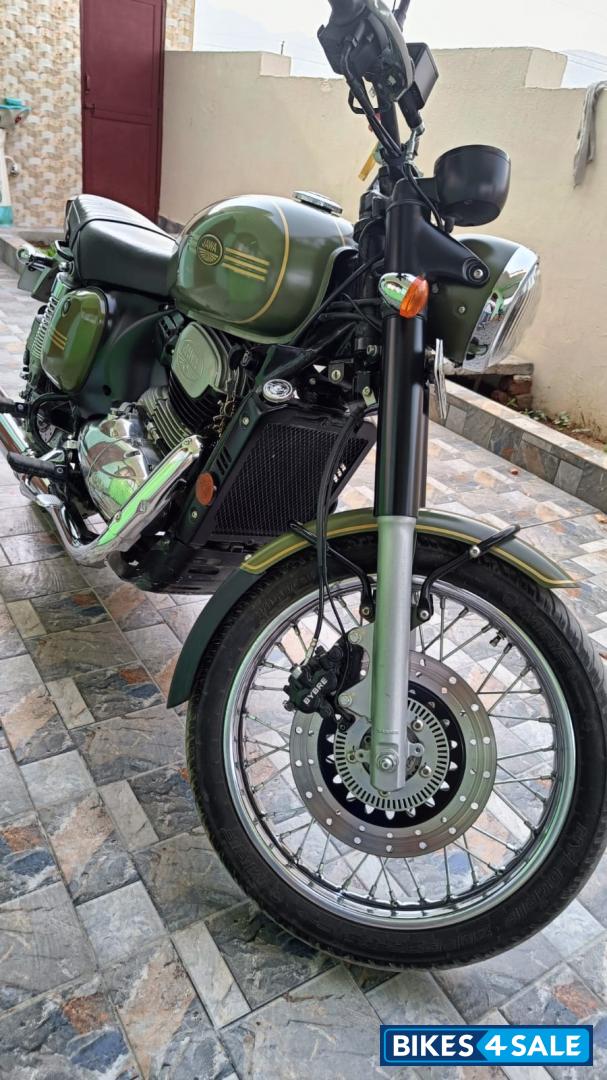 Green Jawa forty two BS6