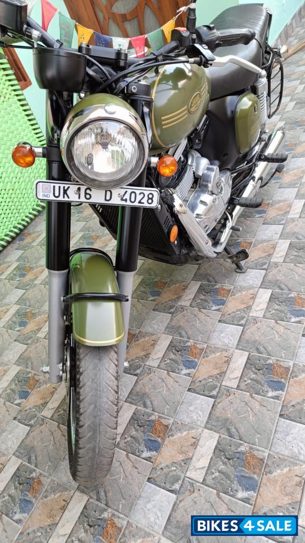 Green Jawa forty two BS6