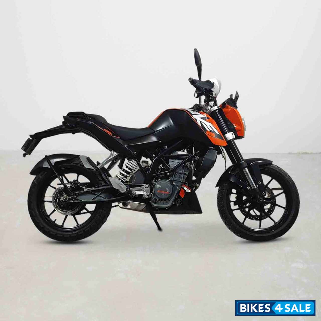 KTM Duke 200