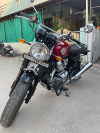 Red Royal Enfield  Interceptor650
