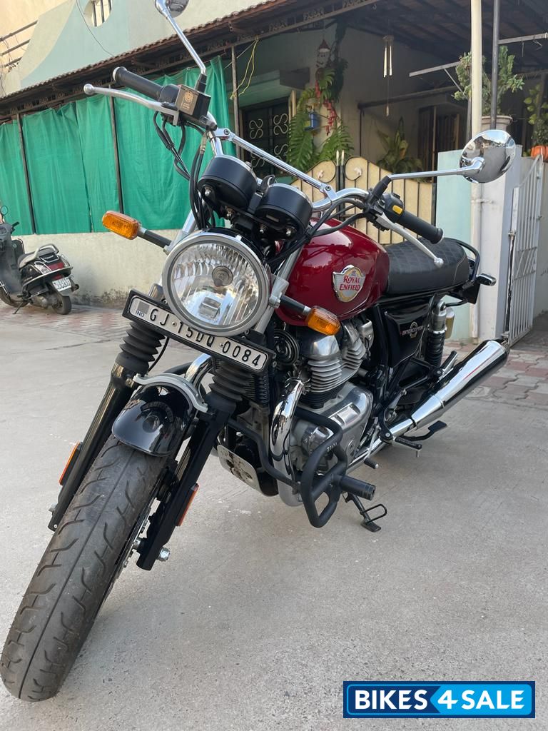 Red Royal Enfield  Interceptor650