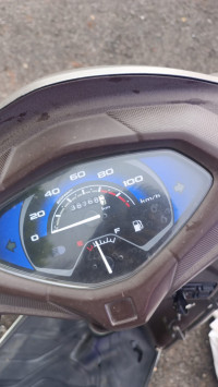 Pearl Precious White Honda Activa 5G Limited Edition