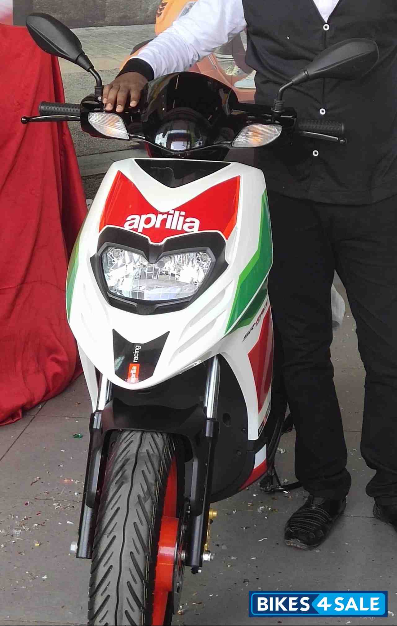 Aprilia SR 150 Race