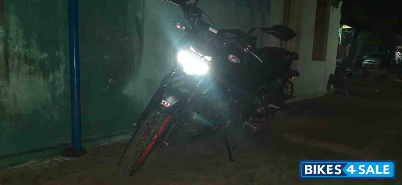 TVS Apache RTR 160 4V Special Edition