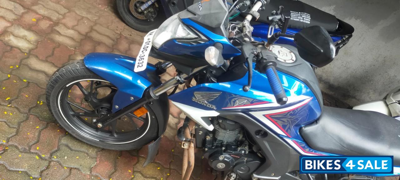 Honda CB Hornet 160R