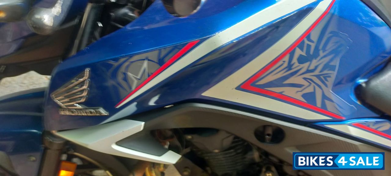 Honda CB Hornet 160R