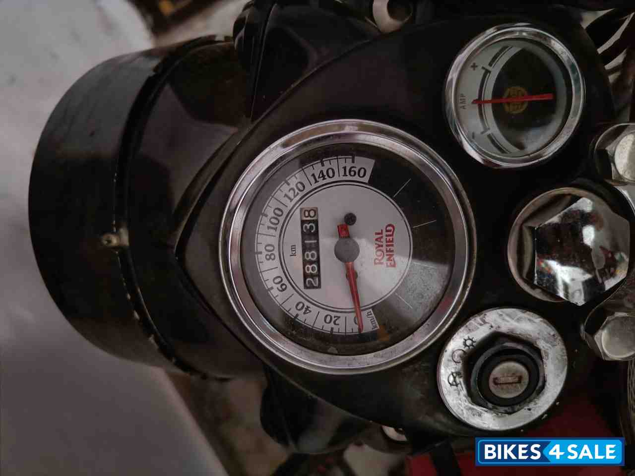 Royal Enfield Classic 350 Redditch Red Royal Enfield Classic 350 Redditch Red